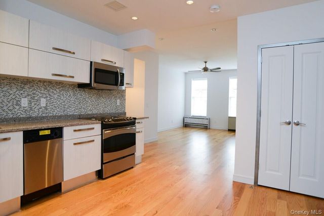 114 Greenpoint Avenue, Brooklyn, NY 11222