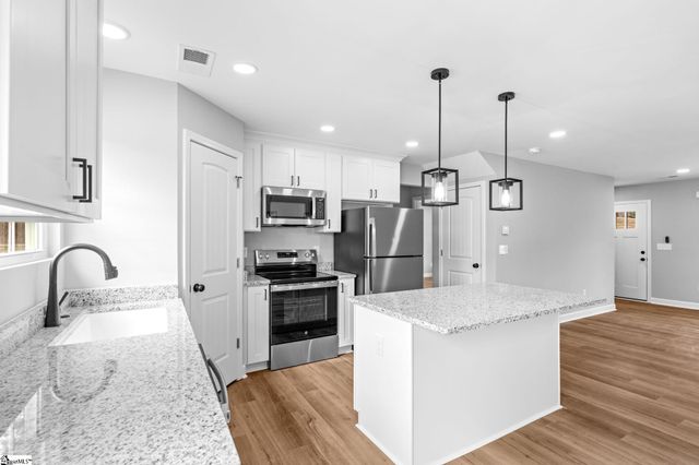 1863 Reid School Road, Taylors, SC 29687