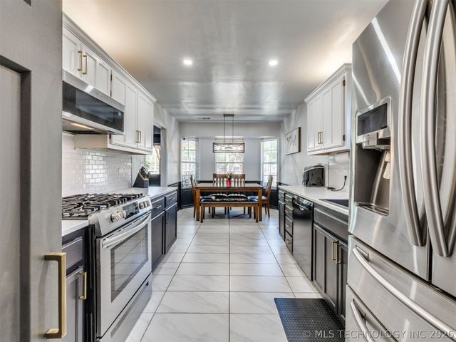 11608 N 109th East Place, Collinsville, OK 74021