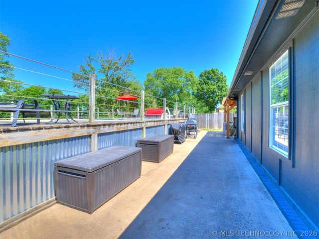 11608 N 109th East Place, Collinsville, OK 74021