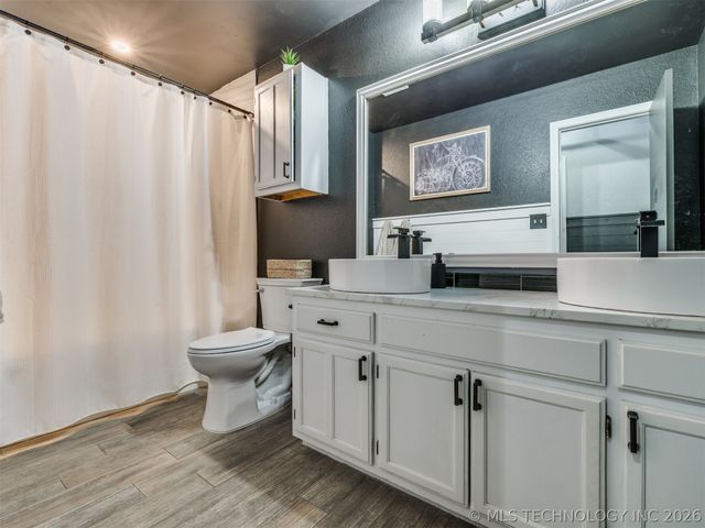11608 N 109th East Place, Collinsville, OK 74021