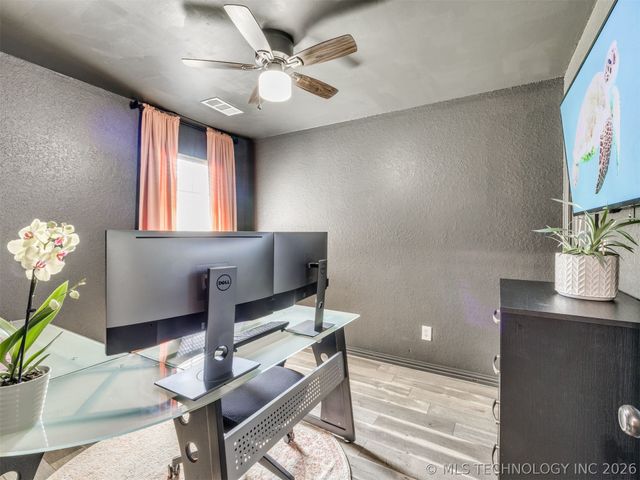 11608 N 109th East Place, Collinsville, OK 74021