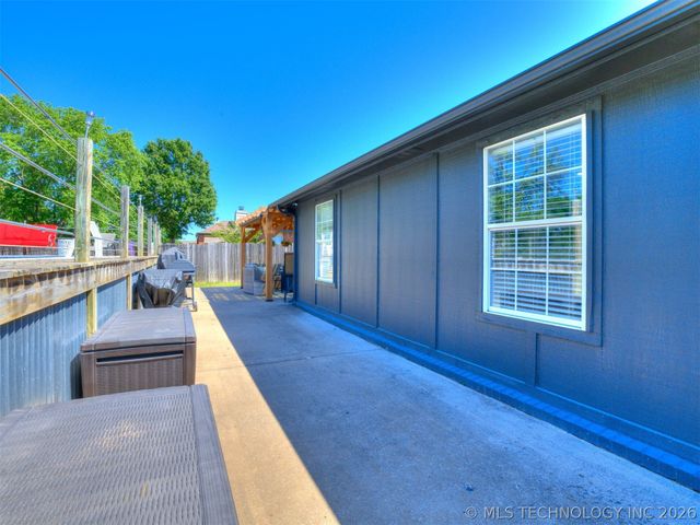 11608 N 109th East Place, Collinsville, OK 74021