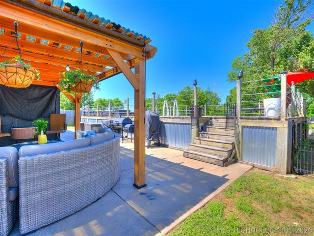 11608 N 109th East Place, Collinsville, OK 74021