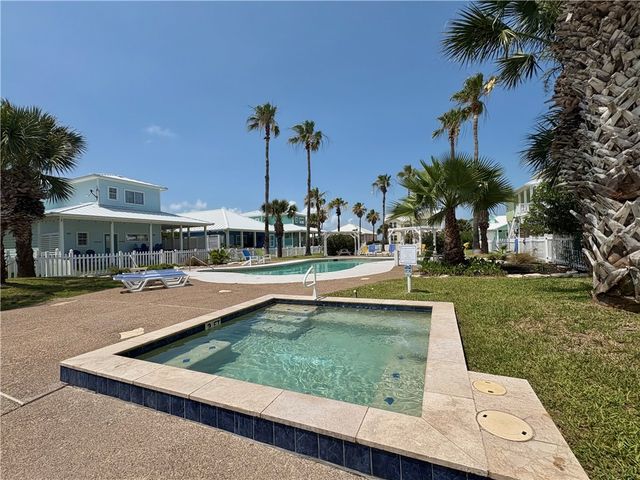 172 Five Dove Circ, Port Aransas, TX 78373