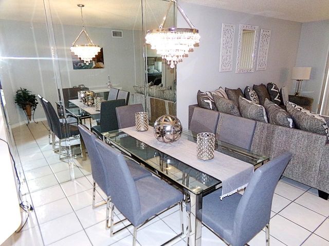 9563 Weldon Circle D110, Tamarac, FL 33321