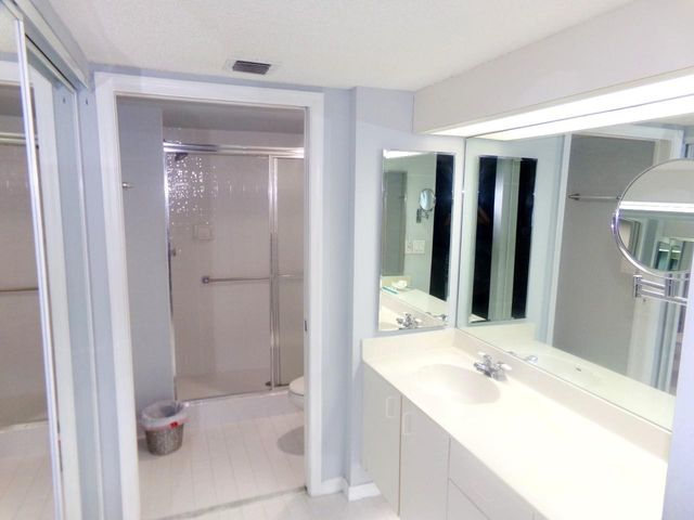 9563 Weldon Circle D110, Tamarac, FL 33321