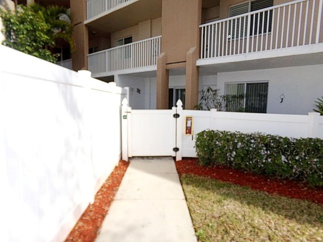 9563 Weldon Circle D110, Tamarac, FL 33321