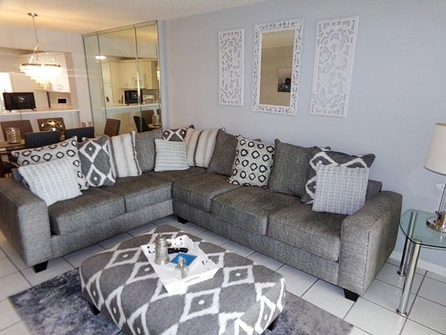 9563 Weldon Circle D110, Tamarac, FL 33321