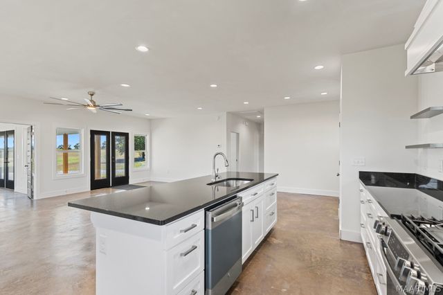 665 Thorn Trace, Montgomery, AL 36105