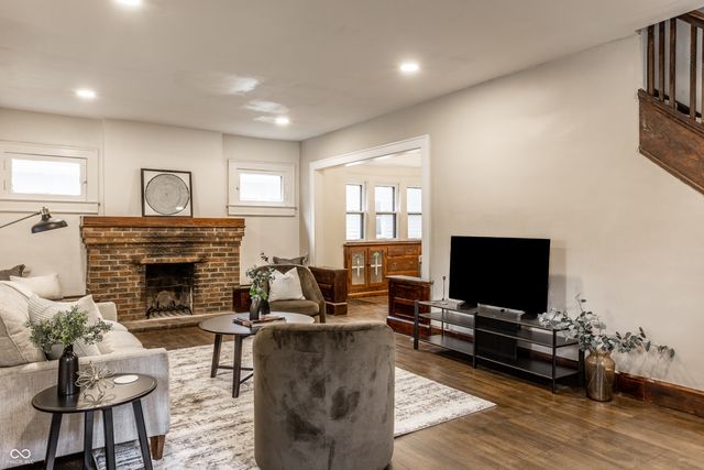 614 N Bosart Avenue, Indianapolis, IN 46201