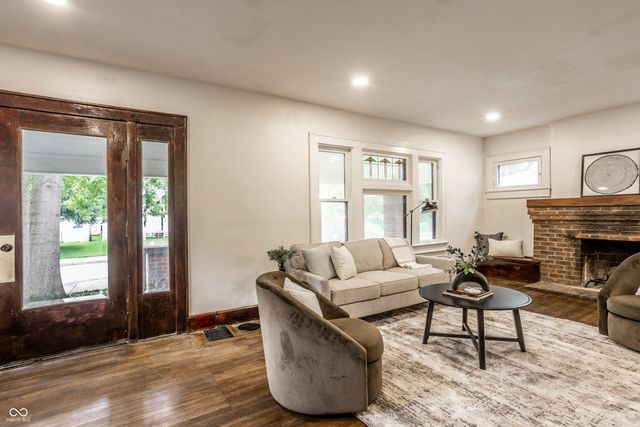 614 N Bosart Avenue, Indianapolis, IN 46201