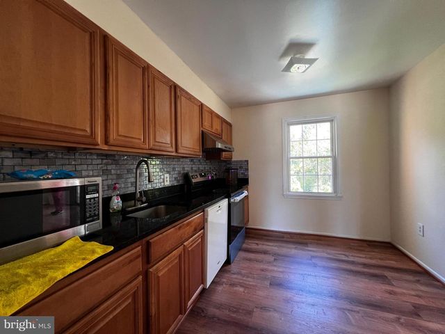 25 MARWOOD CT, Rockville, MD 20850