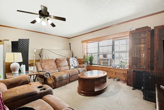 1108 Savannah Drive, Ennis, TX 75119