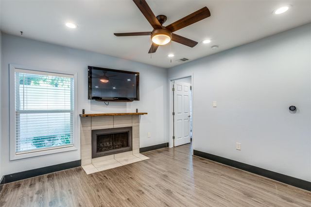 935 La Posada DR 155, Austin, TX 78752