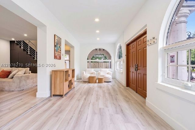 22 NE 44th St 0, Miami, FL 33137