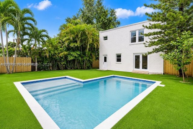 22 NE 44th St 0, Miami, FL 33137