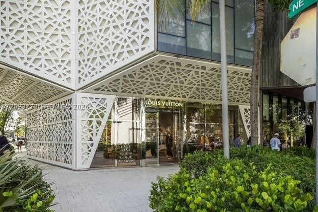 22 NE 44th St 0, Miami, FL 33137