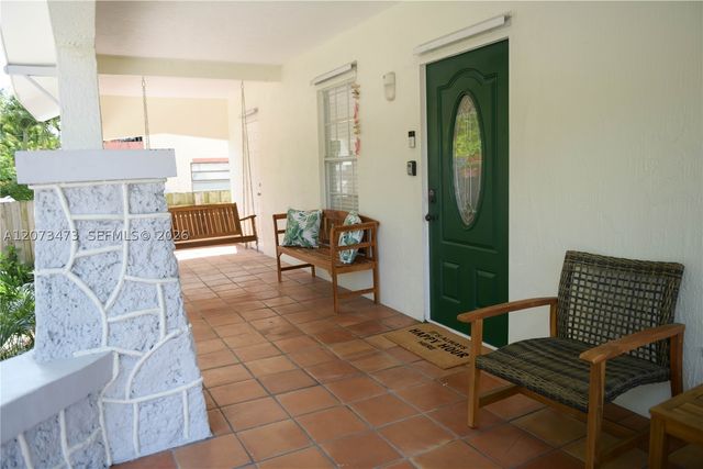 1274 SW 5th St, Miami, FL 33135