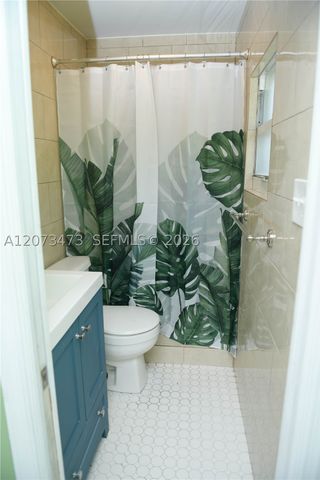 1274 SW 5th St, Miami, FL 33135