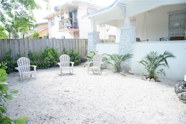 1274 SW 5th St, Miami, FL 33135