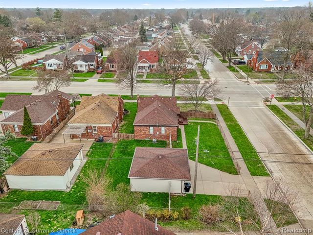 7609 Rosedale Boulevard, Allen Park, MI 48101
