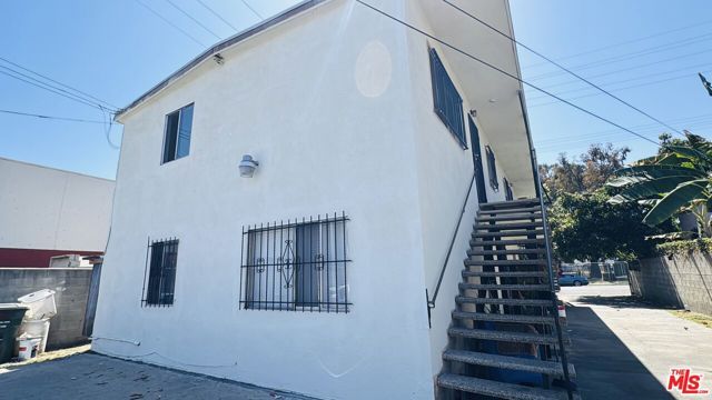 6214 Hooper Avenue, Los Angeles, CA 90001