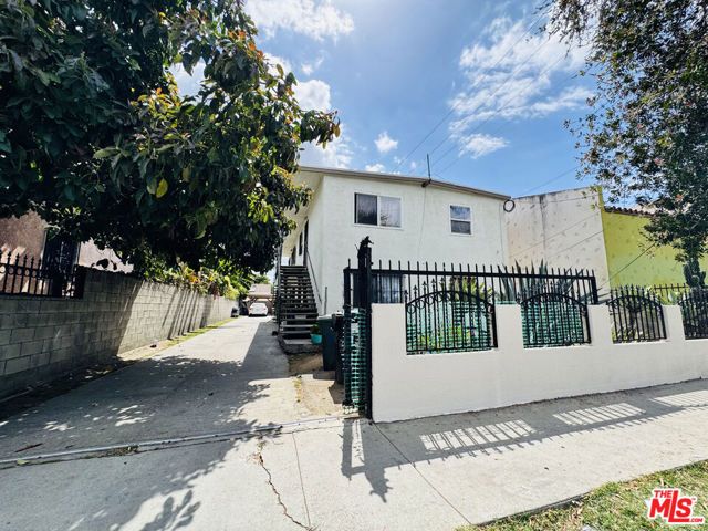 6214 Hooper Avenue, Los Angeles, CA 90001