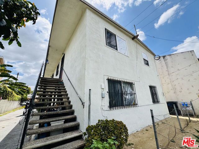6214 Hooper Avenue, Los Angeles, CA 90001