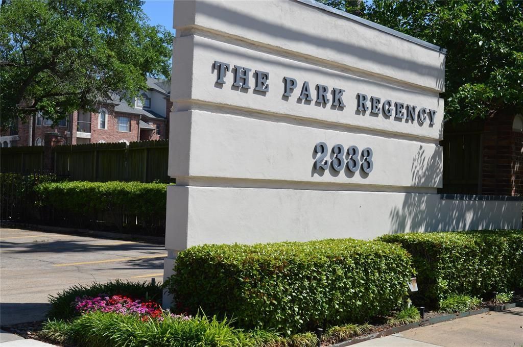 2333 Bering Drive 126, Houston, TX 77057