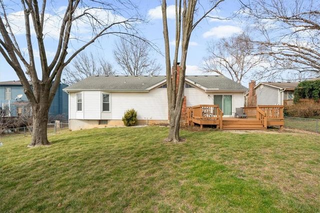 909 E Cothrell Street, Olathe, KS 66061