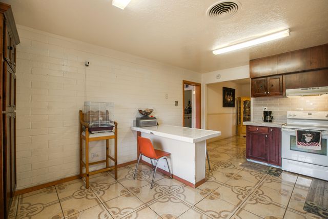 1520 ELFEGO BACA Drive SW, Albuquerque, NM 87121