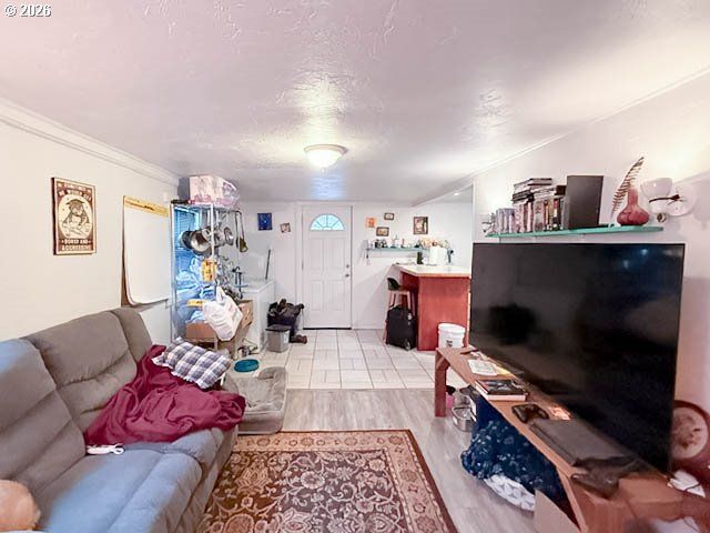 2421 KINCAID St, Eugene, OR 97405