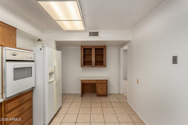 10726 W CAMELOT Circle, Sun City, AZ 85351