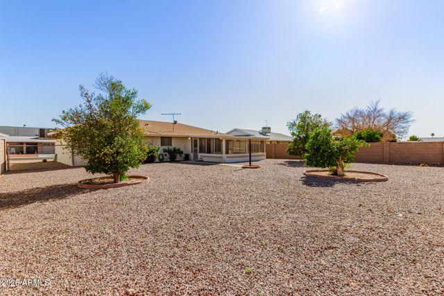 10726 W CAMELOT Circle, Sun City, AZ 85351