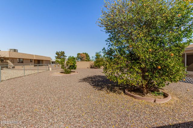 10726 W CAMELOT Circle, Sun City, AZ 85351