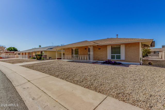 10726 W CAMELOT Circle, Sun City, AZ 85351