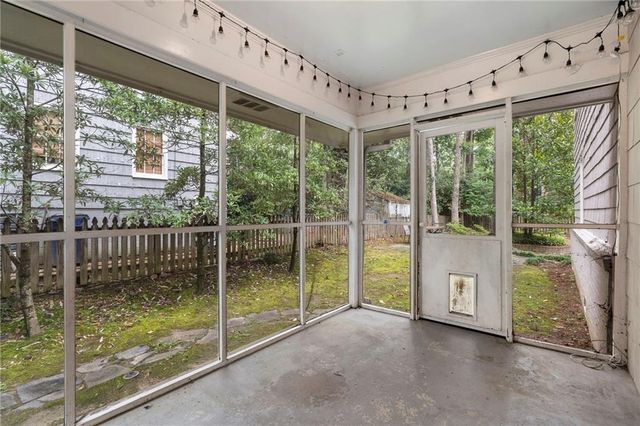 82 Lakeland NW Drive, Atlanta, GA 30305