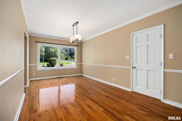 400 W RICHWOODS Boulevard, Peoria, IL 61604