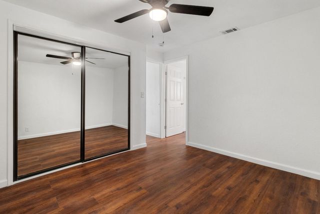 2411 W Fremont St, Stockton, CA 95203