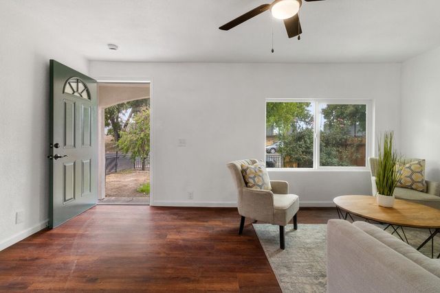 2411 W Fremont St, Stockton, CA 95203