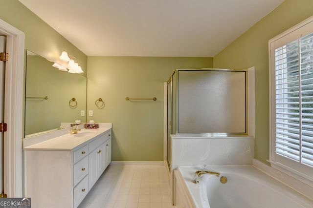 1680 Pinehaven Drive, Grayson, GA 30017