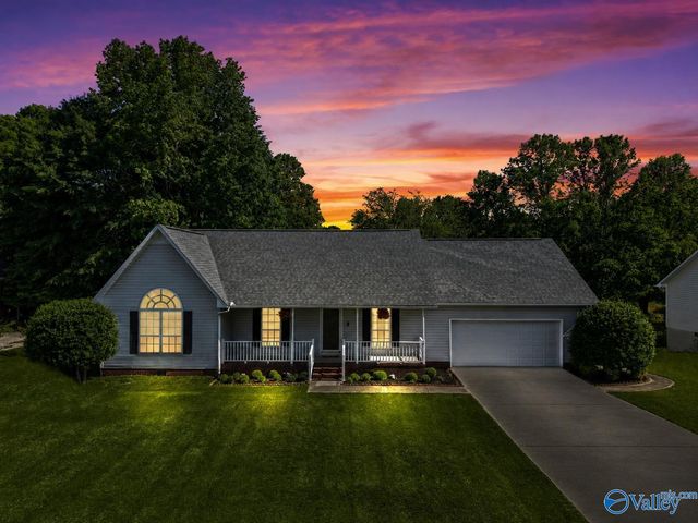 1953 Putter Circle NE, Arab, AL 35016