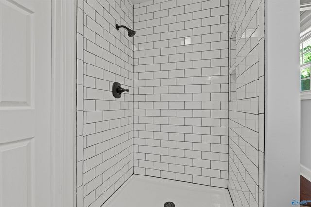 1953 Putter Circle NE, Arab, AL 35016