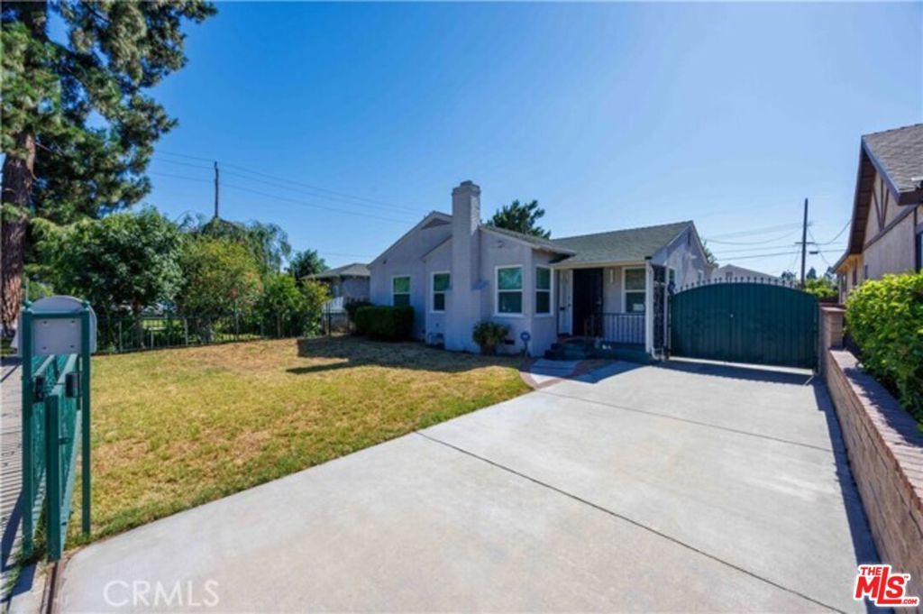 1021 N Frederic Street, Burbank, CA 91505