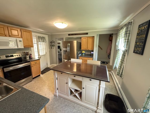 651 Pomeroy Avenue, Meriden, CT 06450