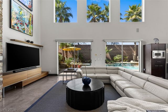 1425 Canyon Ledge Court, Las Vegas, NV 89117