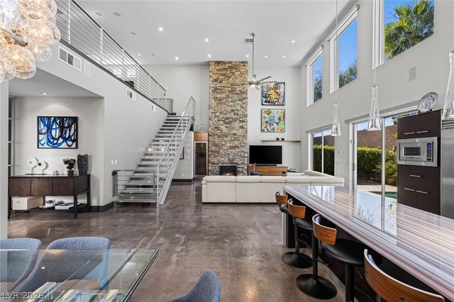 1425 Canyon Ledge Court, Las Vegas, NV 89117