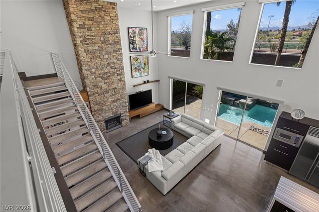 1425 Canyon Ledge Court, Las Vegas, NV 89117