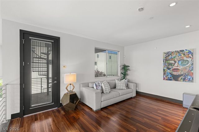 1425 Canyon Ledge Court, Las Vegas, NV 89117